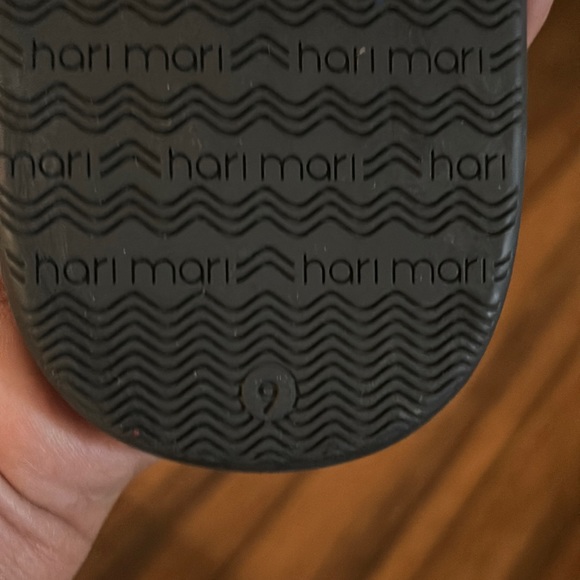 HARI MARI FIELDS PUEBLA FLIP FLOPS, SIZE 9, NWT $80 - Picture 6 of 8